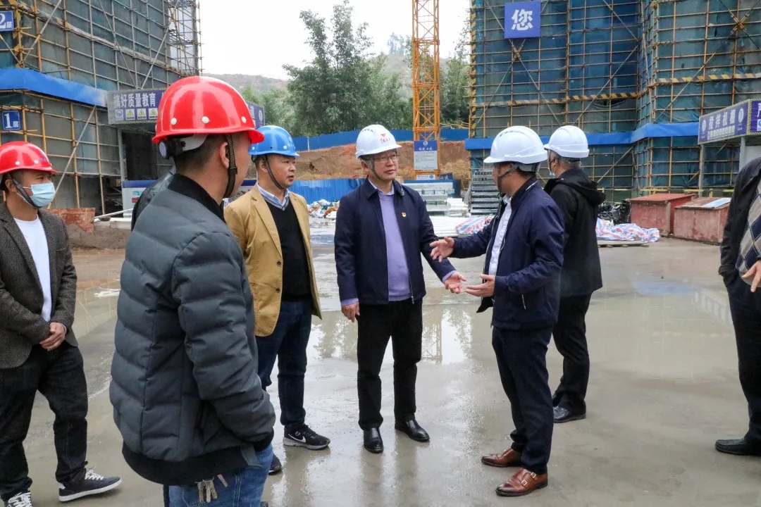 1609406753103134.jpg 640.webp (2).jpg